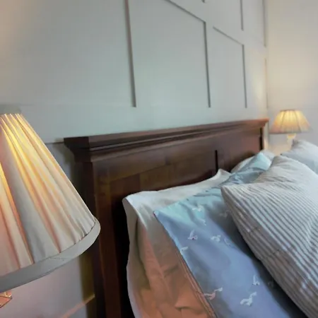 Brookfields Bed & Breakfast